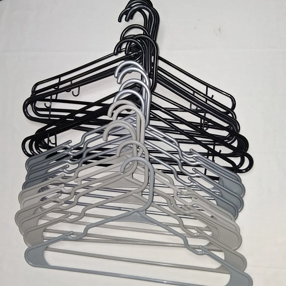 Clothes Hangers Lot Black & Gray Plastic Standard Adult‎ Garment Hangers